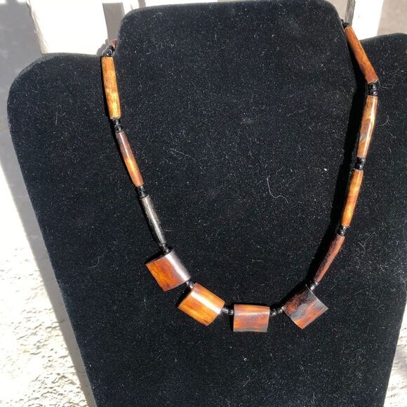 Vintage petrified wood necklace - Picture 1 of 3